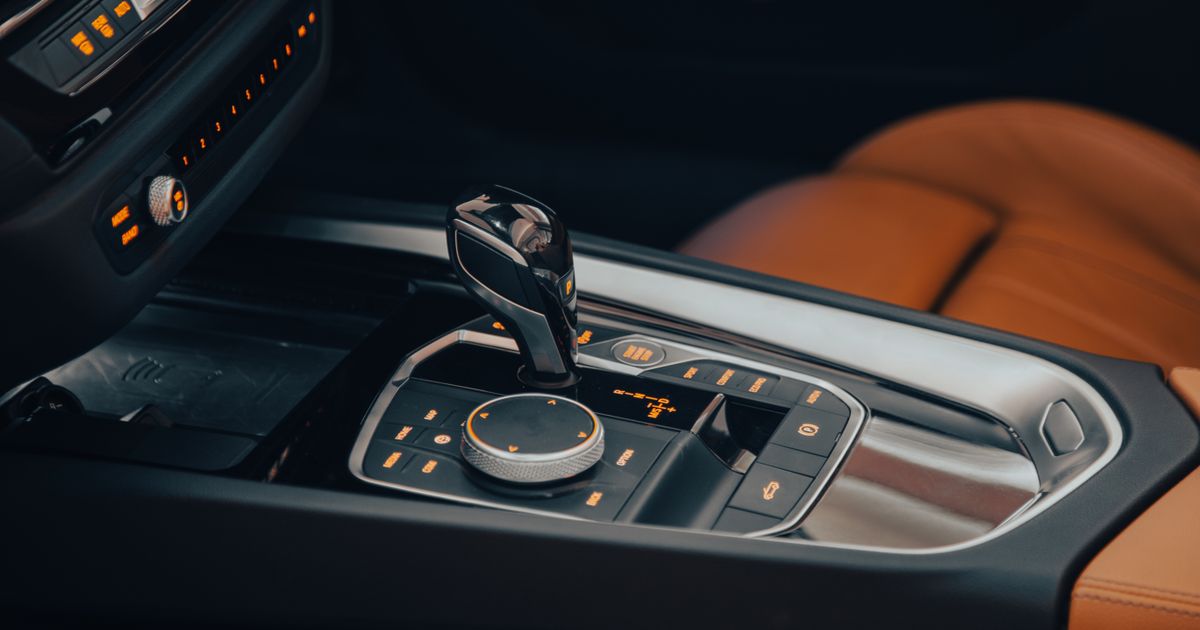 10 Hidden Car Features Your Mechanic Doesn’t Want You to Know About
