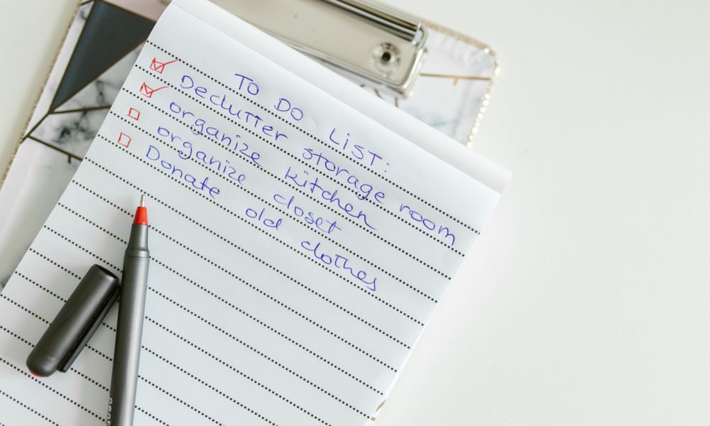 Minimalism: How to Declutter Your Home and Your Mind